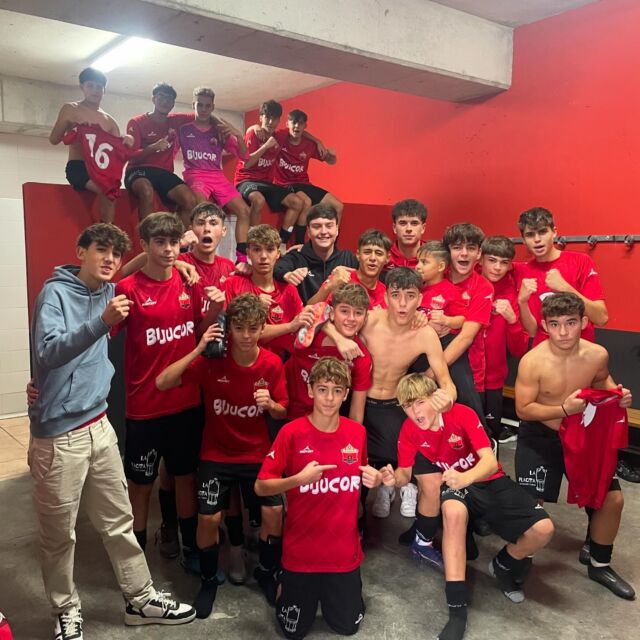 Bon dia😍❗️
Vos deixam amb els resultats d'aquest cap de setmana:

Primer Equip 3-0 Pòrtol

Consell B 0-2 Segona Regional

Juvenil A 1-2 Son Sardina

Escolar 3-0 Juvenil B

Cadet A 2-0 Sineu

Cadet B 0-1 Escolar

Infantil - Palma FC B 👍🏽

Escolar - Infantil B 👎🏽

Escolar - Aleví 👍🏽

Benjamí A - Madre Alberta 👎🏽

Es Pla - Benjamí B 👍🏽

S'Horta - Prebenjamí A 👍🏽

Prebenjamí B - Sineu 👍🏽